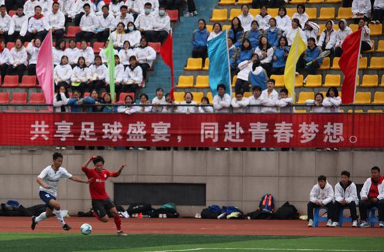 巨ru麻麻老师奶水