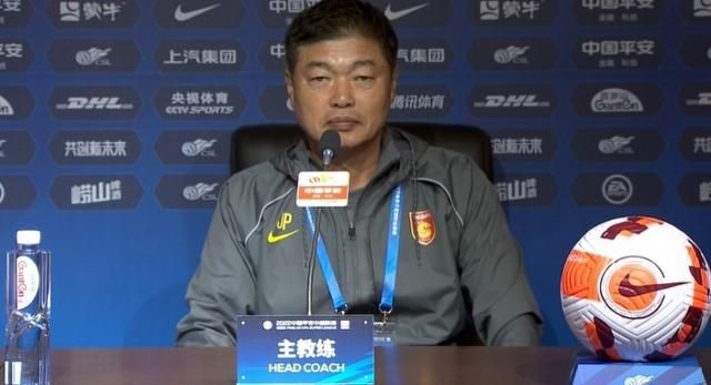 中国护士69爽hd护士